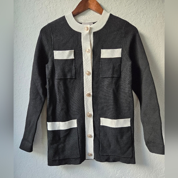 H&M Black Pocket-detail knit Cardigan with Gold Buttons Quiet Luxury size XS - Picture 5 of 16